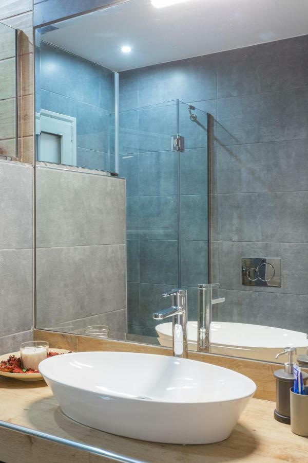 100M2 Luxury Apartment In The Heart Of Athens - Living Stone Emerald Zewnętrze zdjęcie
